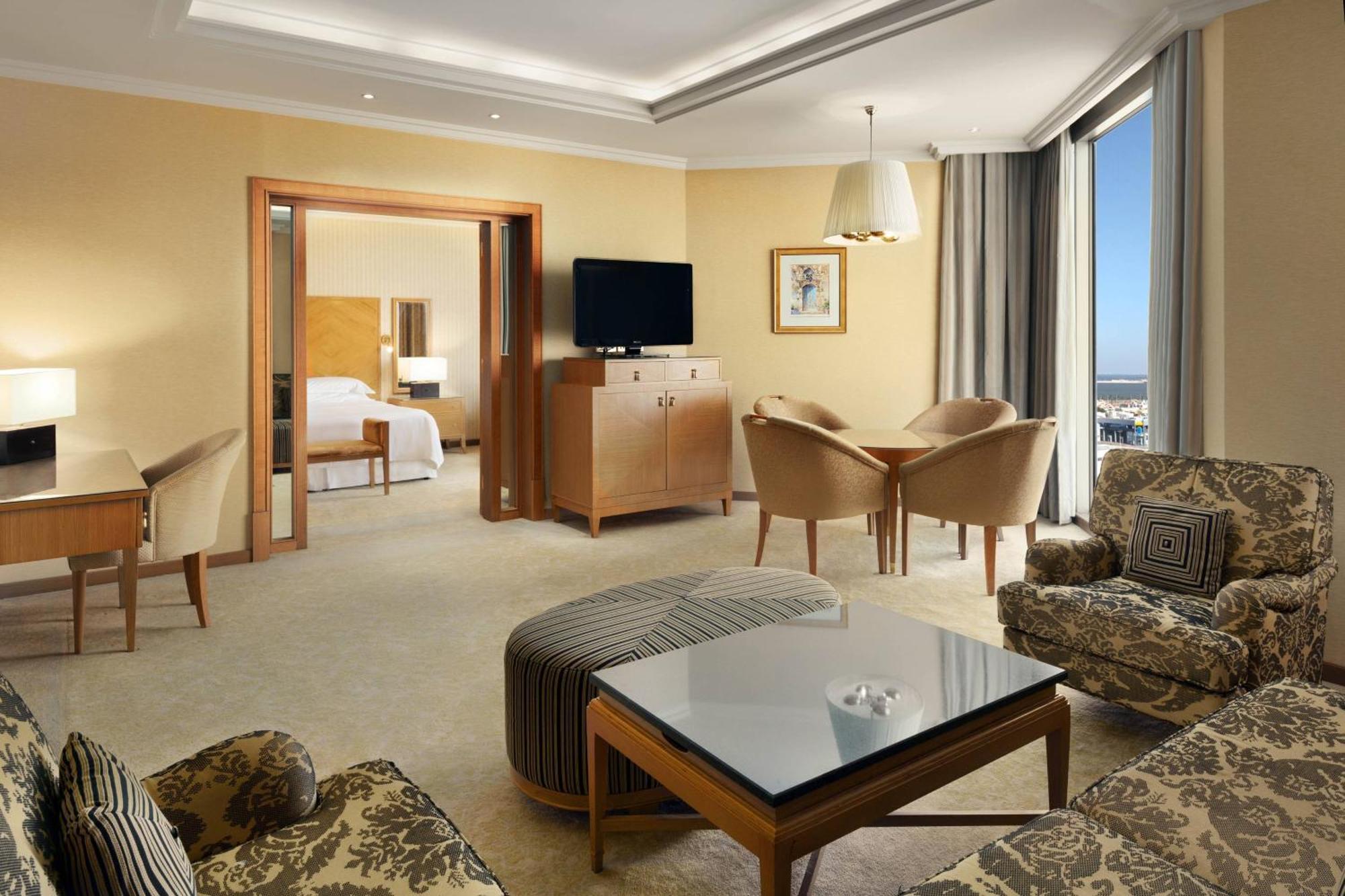 Sheraton Dammam Hotel & Convention Centre Экстерьер фото Suite