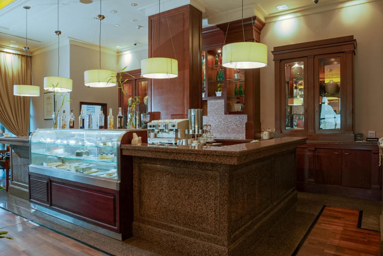 Sheraton Dammam Hotel & Convention Centre Экстерьер фото