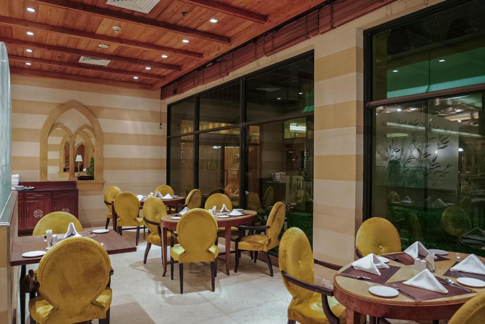 Sheraton Dammam Hotel & Convention Centre Экстерьер фото