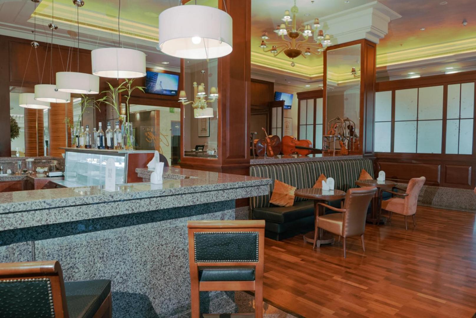 Sheraton Dammam Hotel & Convention Centre Экстерьер фото