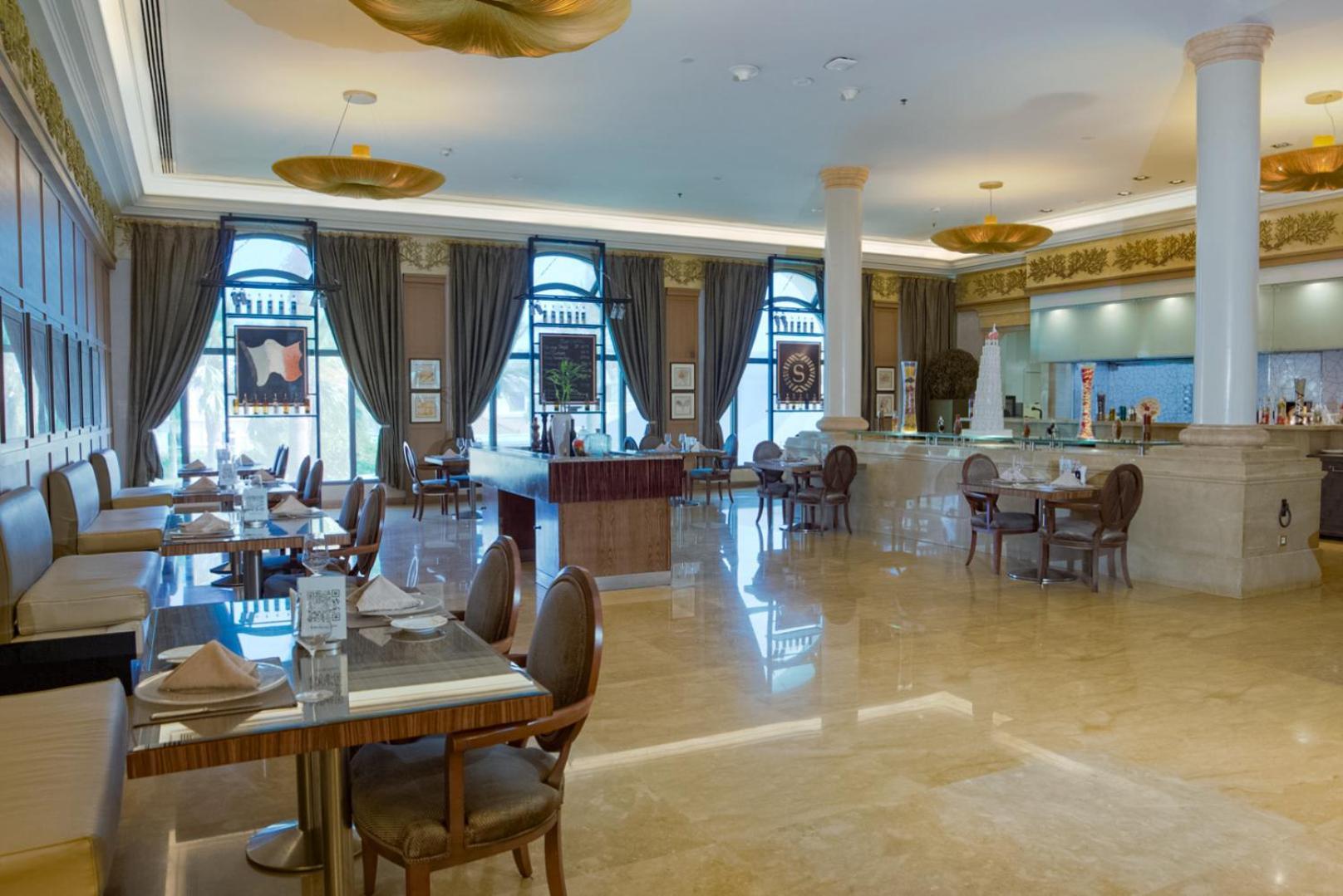 Sheraton Dammam Hotel & Convention Centre Экстерьер фото